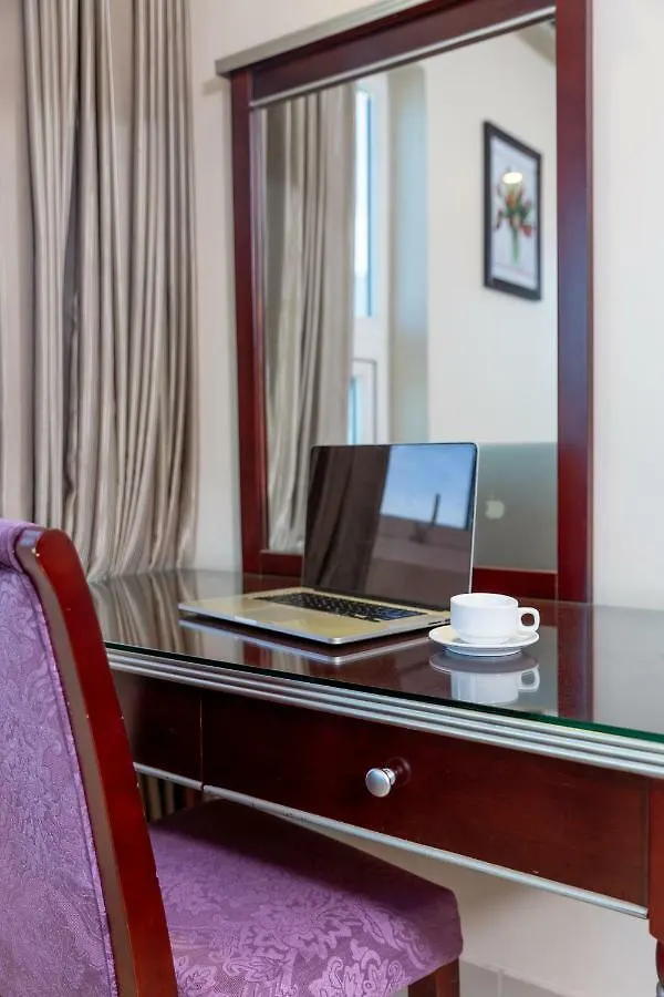 Bay Sydney Hotel Da Nang